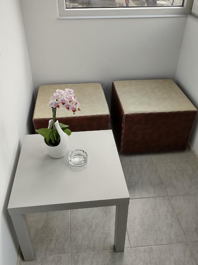 Simona Apartament Iulius Mall Ясси Екстер'єр фото