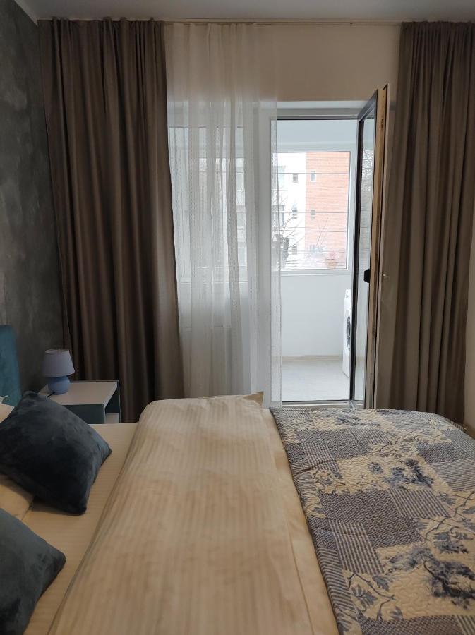 Simona Apartament Iulius Mall Ясси Екстер'єр фото